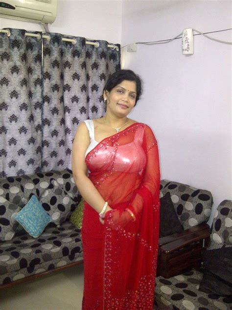 indian sexy mom nude|Free Indian Hot Mom Porn Videos